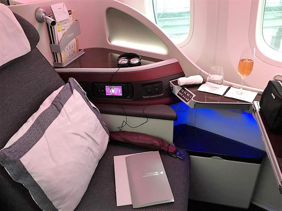 Qatar business class review B787 A350