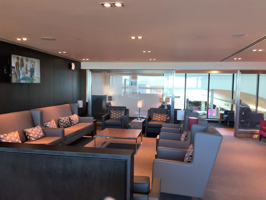 BA Gatwick South new Club lounge review seating area