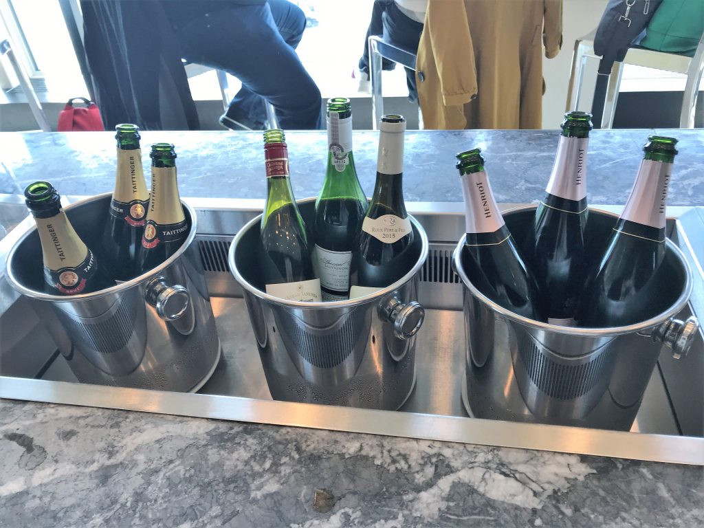 BA First lounge Gatwick review champagne BA First lounge Gatwick review champagne