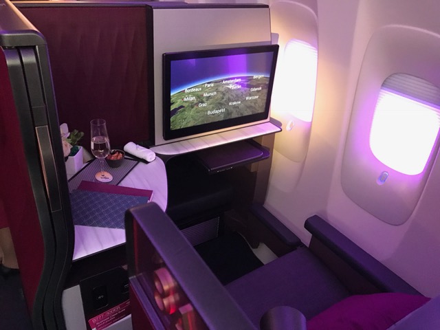 Qatar business class suite A350-900 review