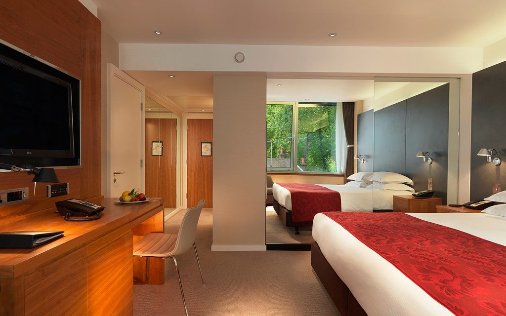 Royal Garden Hotel review