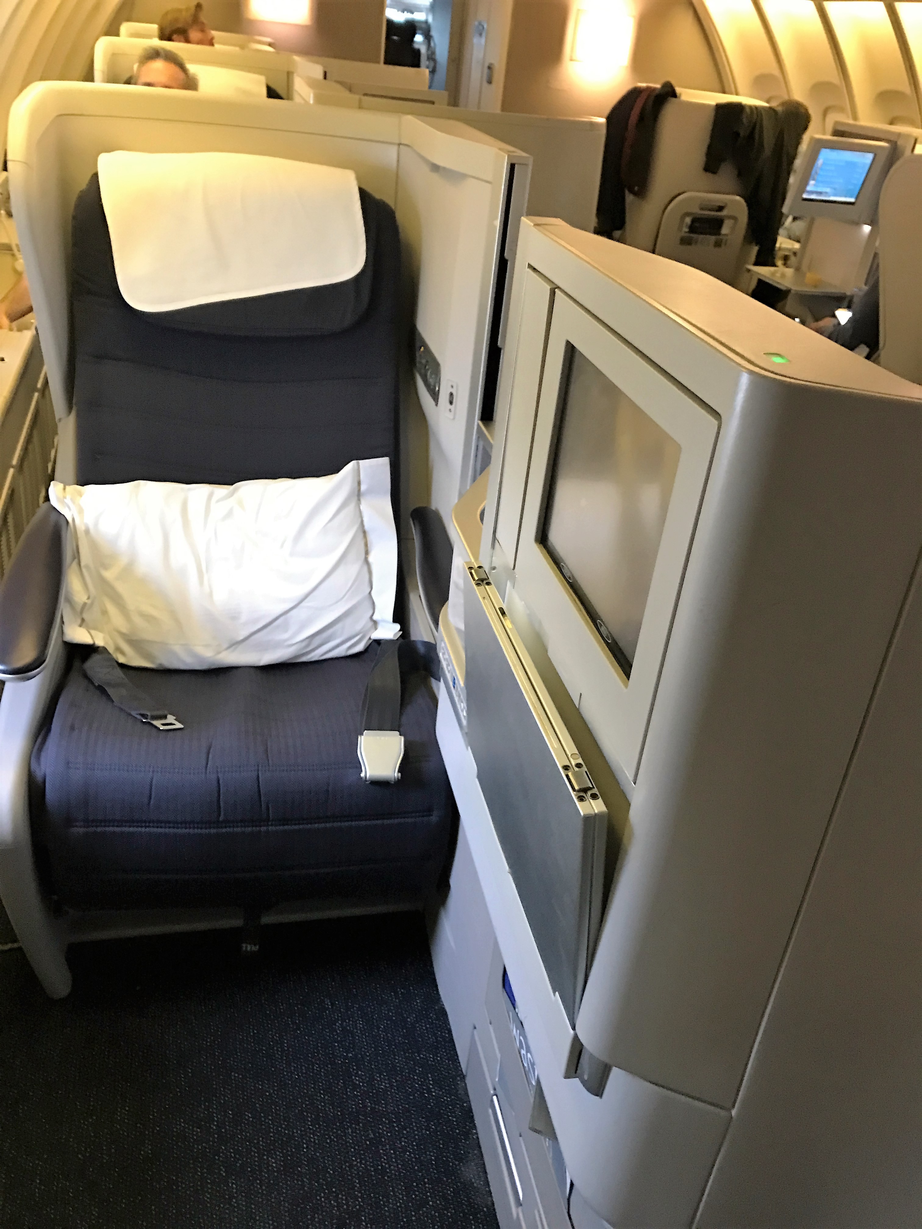 BA B747 club world review