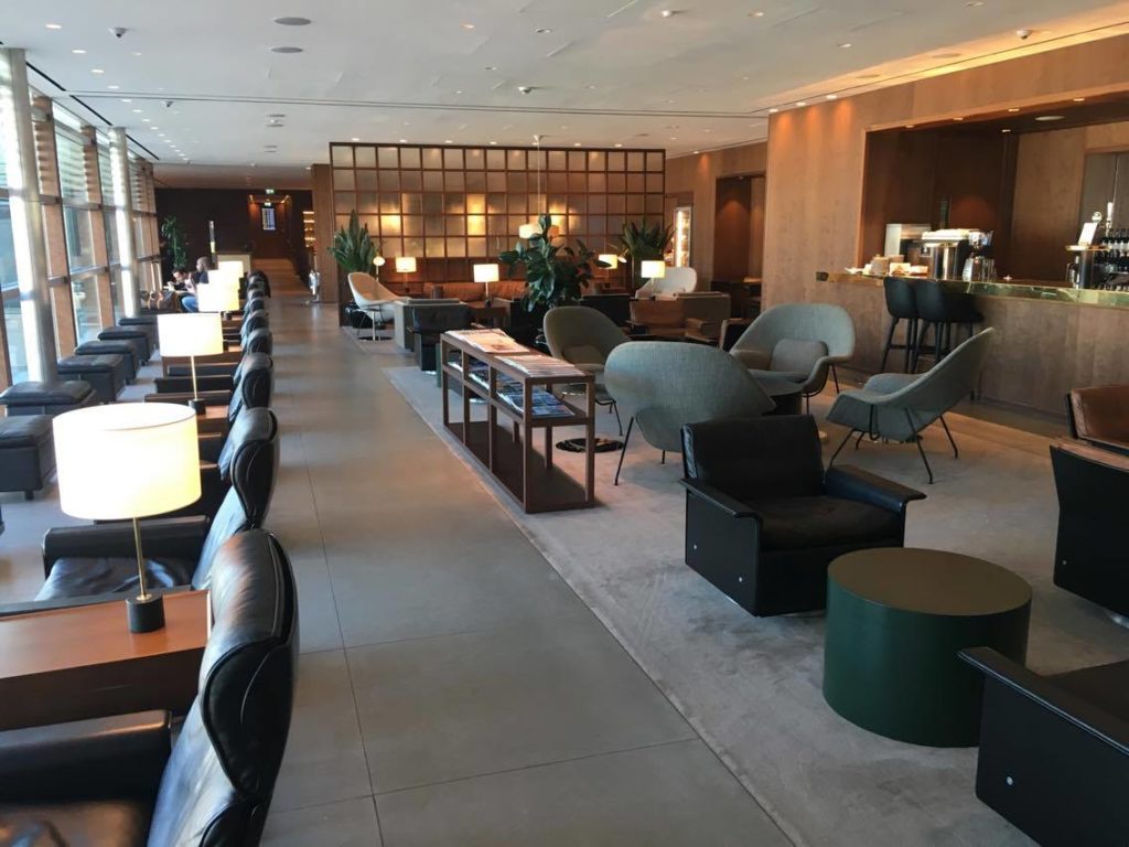 Cathay Pacific business class lounge heathrow review