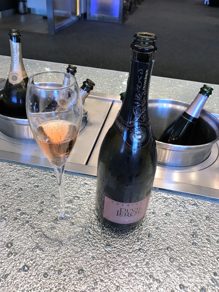 BA First lounge T3 review