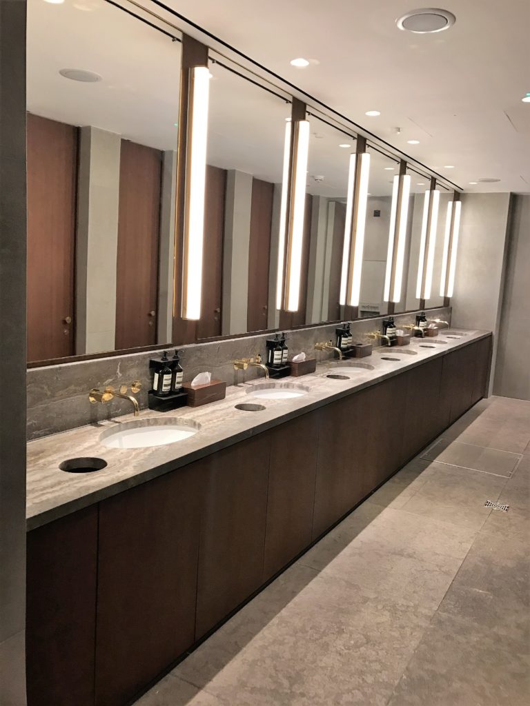 Cathay Pacific business class lounge heathrow review