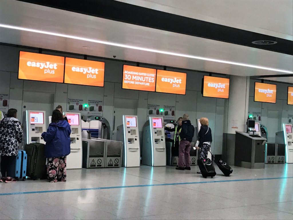 easyJet vs BA review