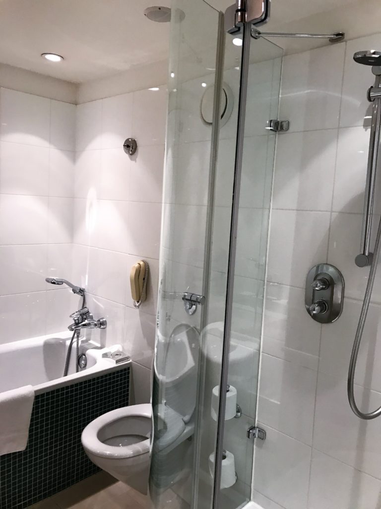 Hilton Gatwick South hotel review