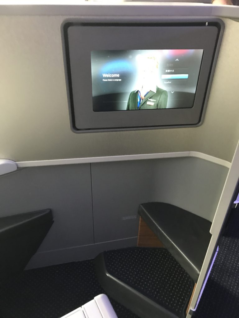 AA B777-200 businesss class review