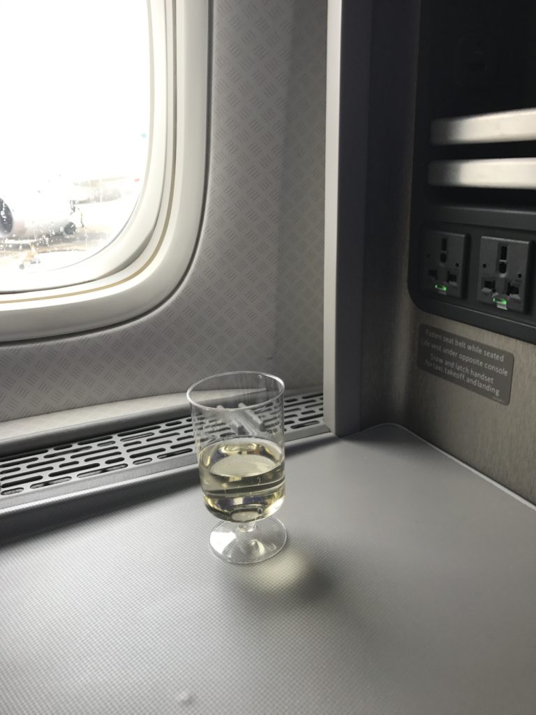 AA B777-200 businesss class review