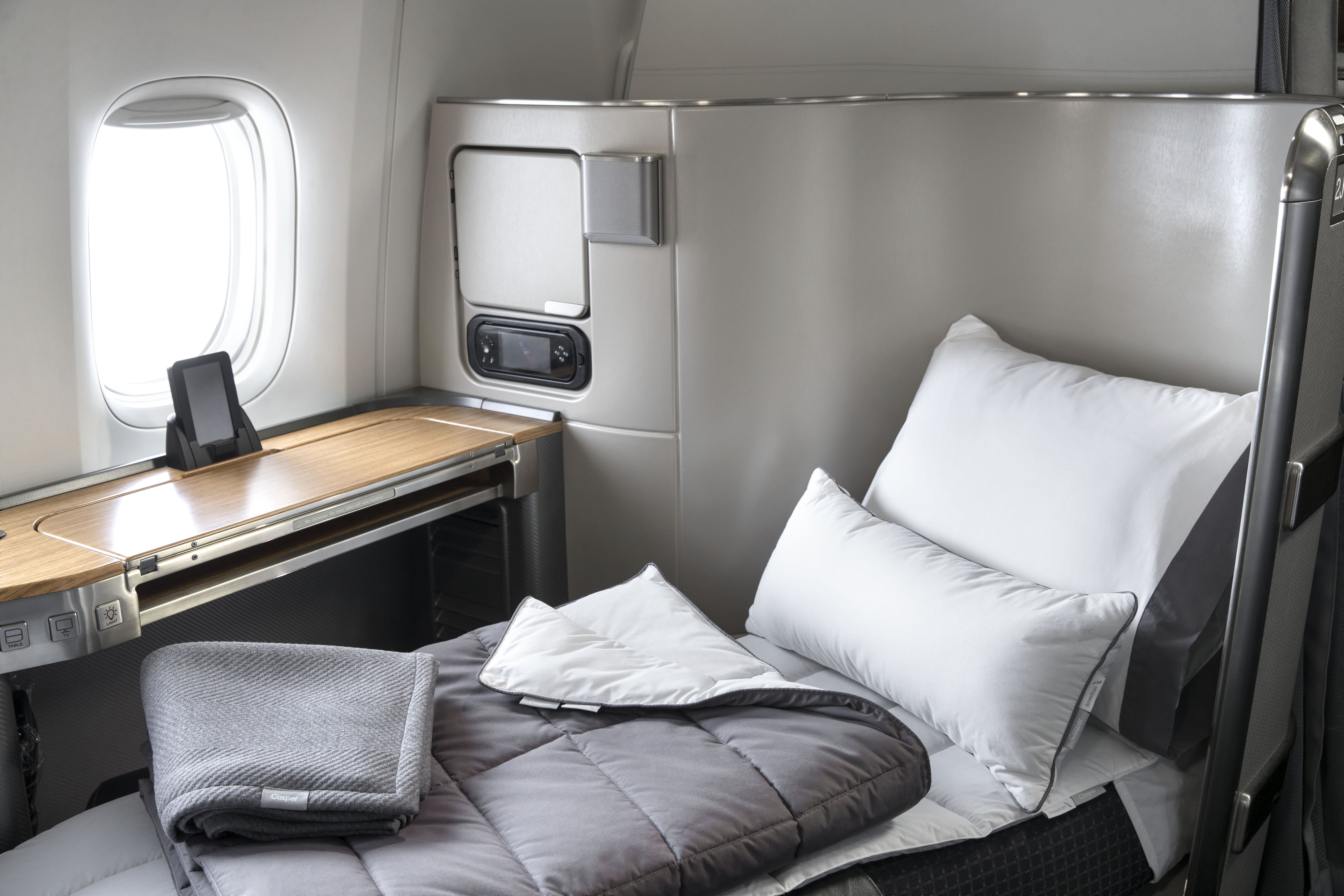 American Airlines Casper bedding