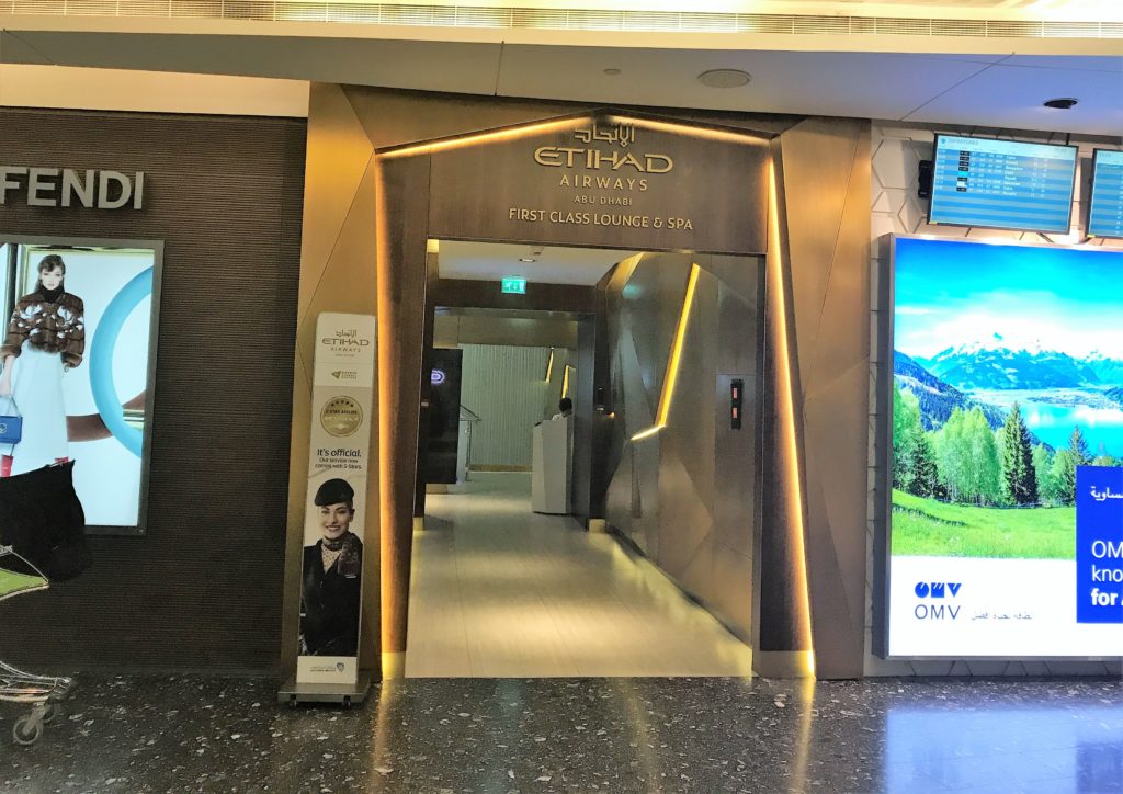 Etihad lounge Abu Dhabi review