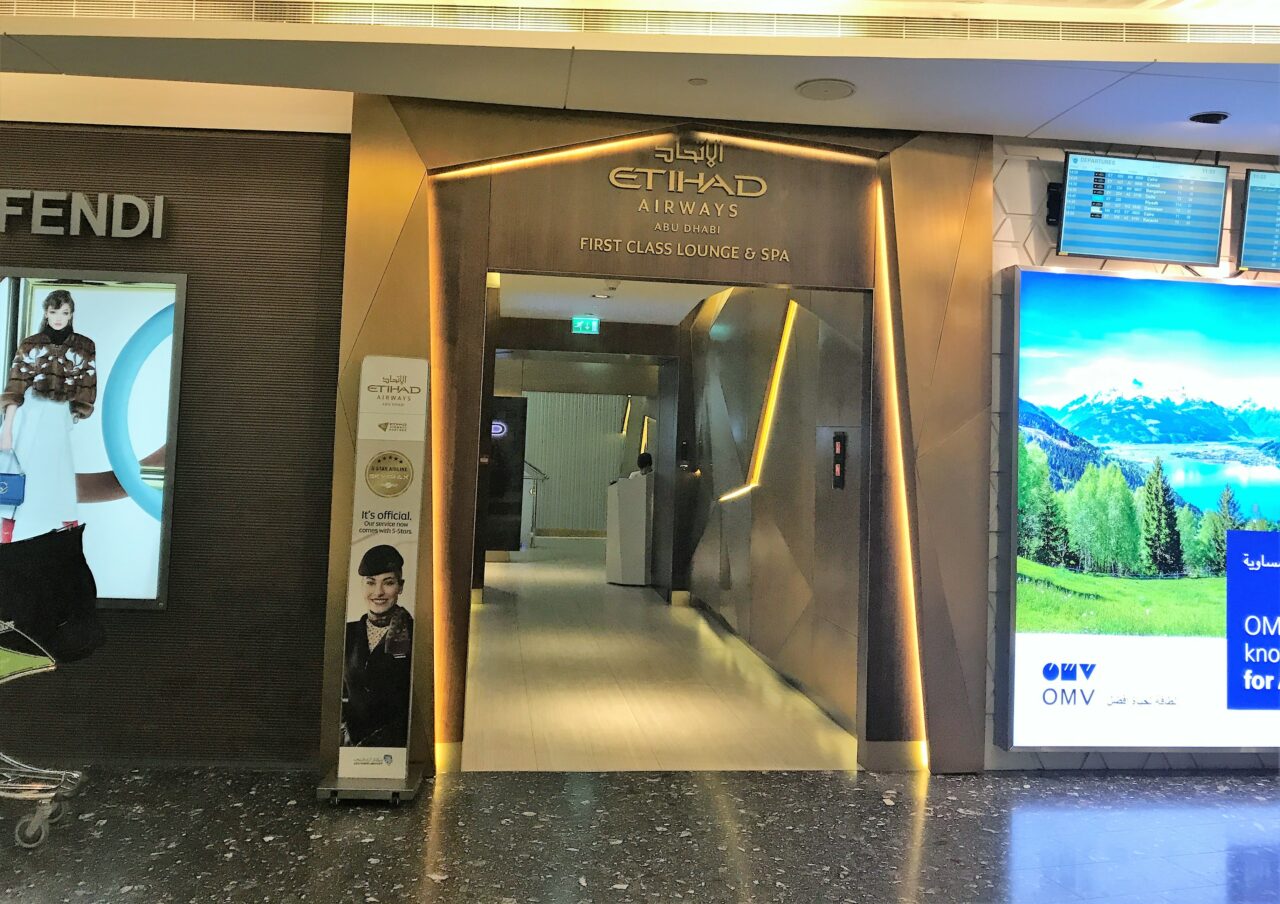 Etihad lounge Abu Dhabi review