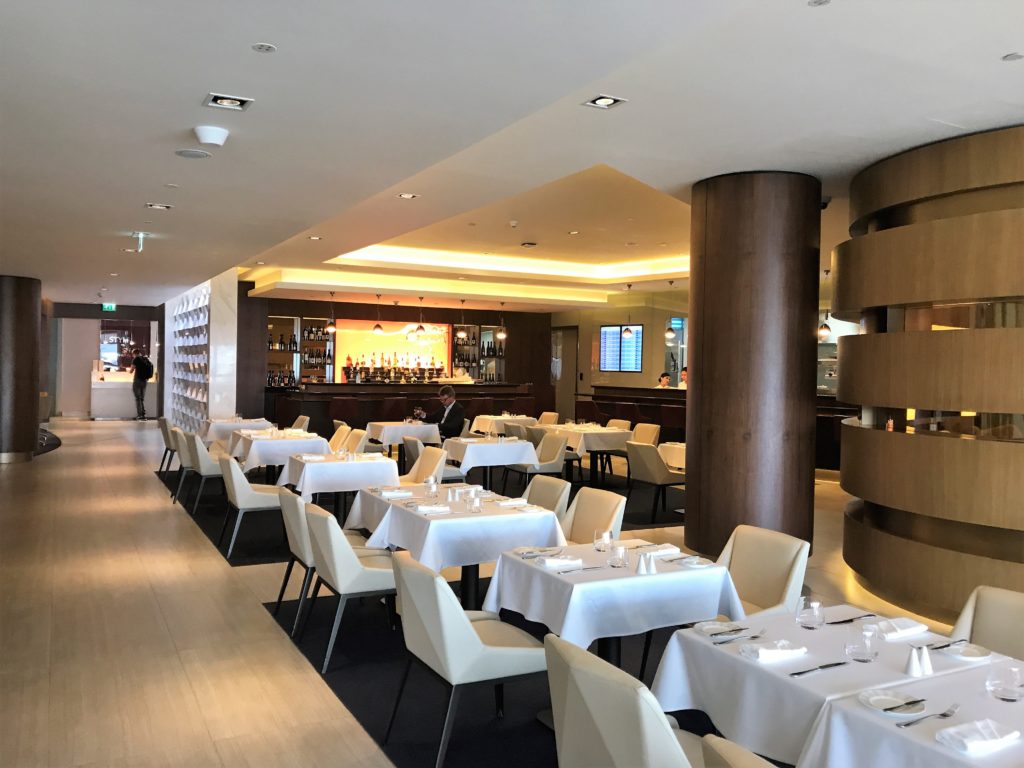 Etihad first class lounge Abu Dhabi review