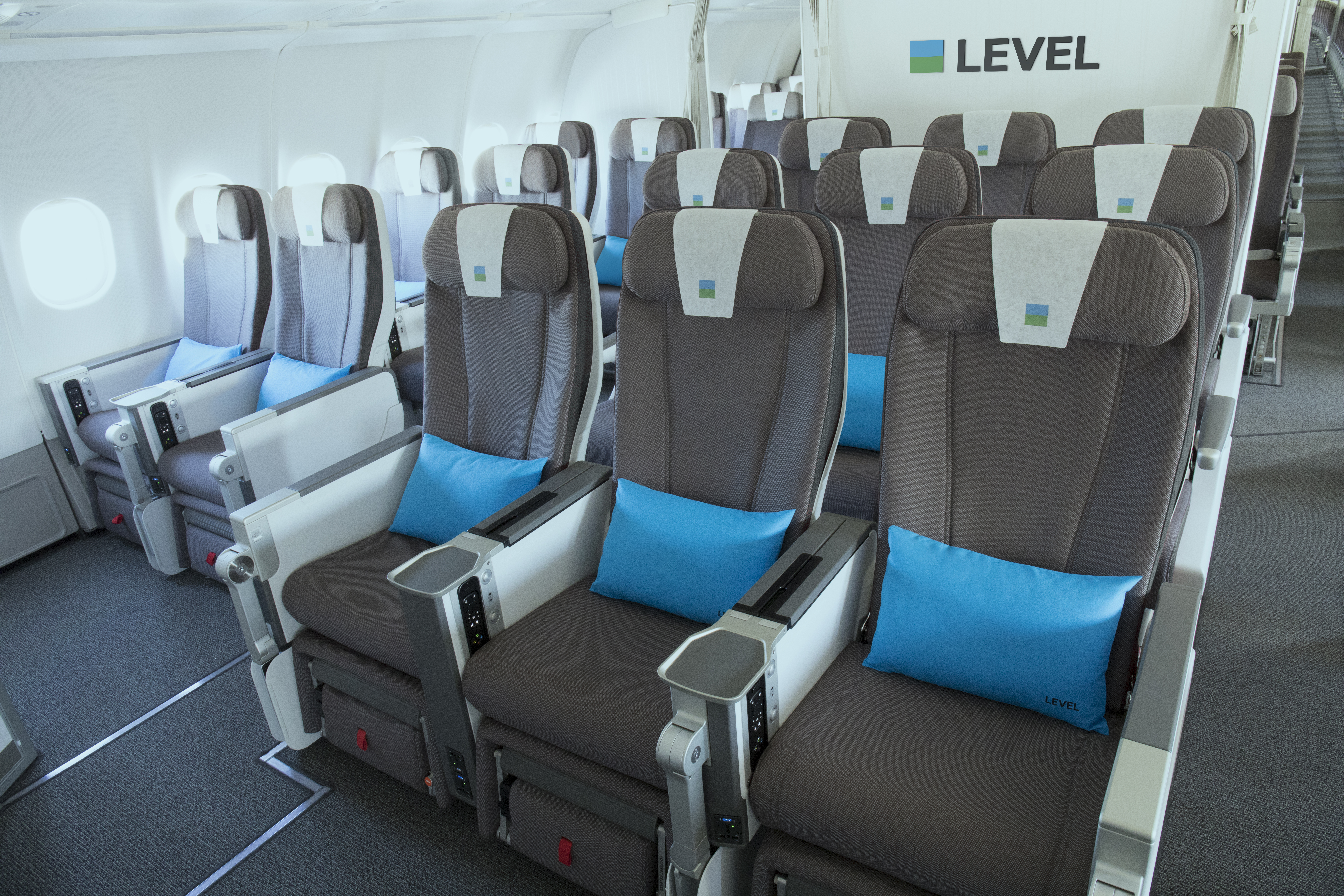 LEVEL starts from Paris flights to Montreal, Martinique