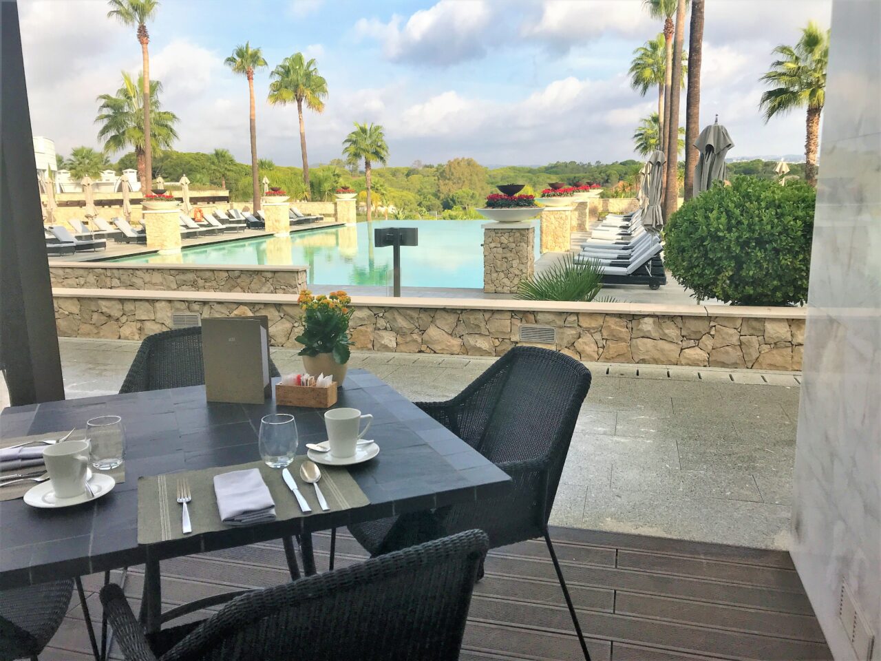 Conrad Algarve hotel Outdoor Breakfast 