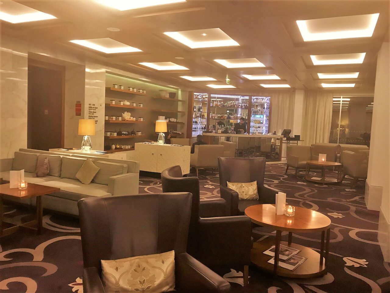 Lago Bar