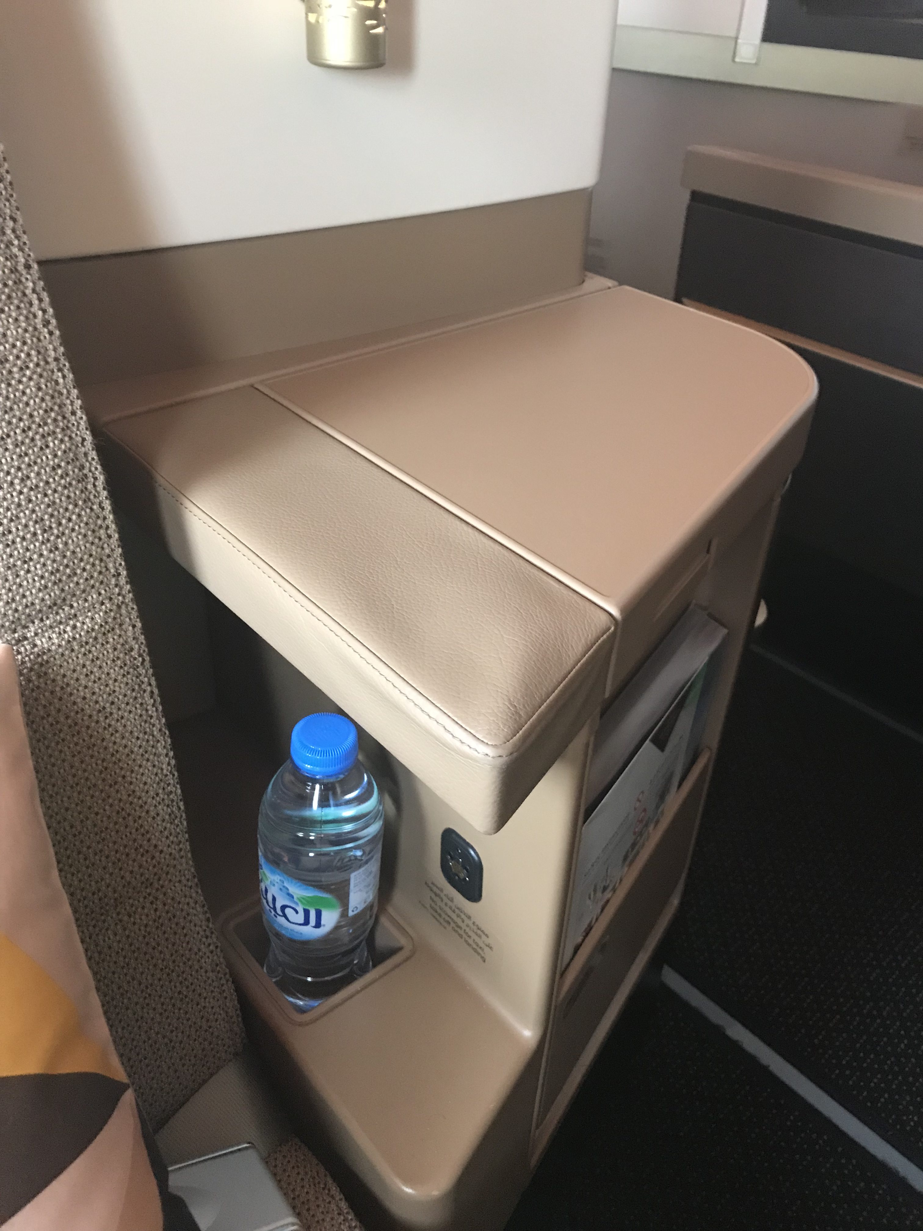 Etihad A380 Business class studio review Heathrow to Abu Dhabi