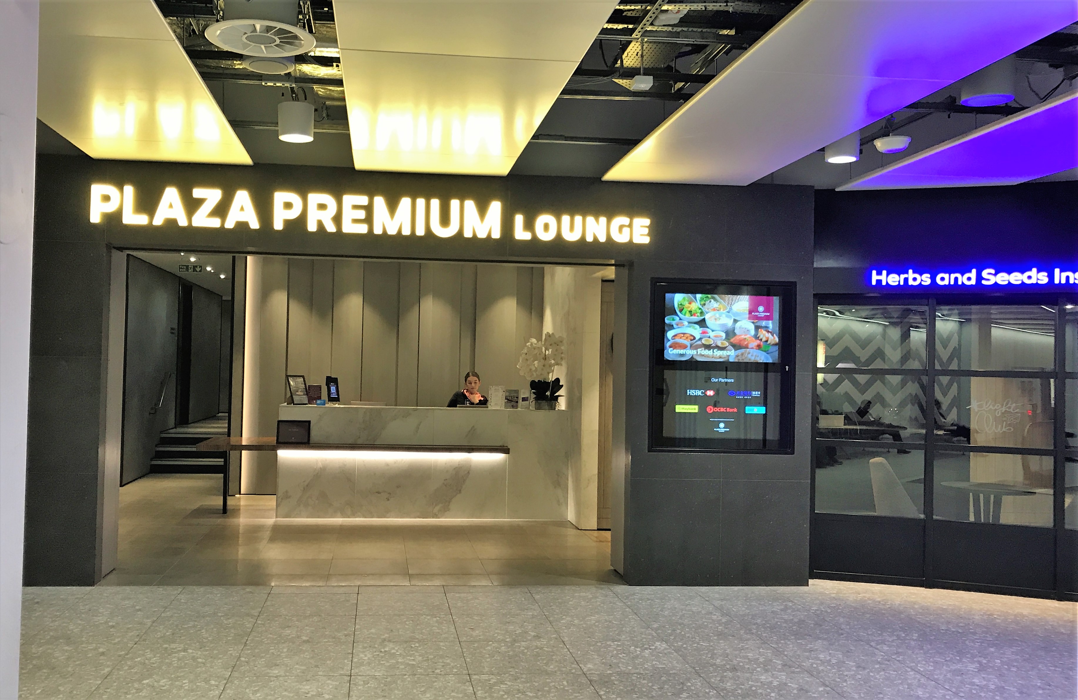 Plaza Premium arrivals lounge Heathrow Terminal 4 review