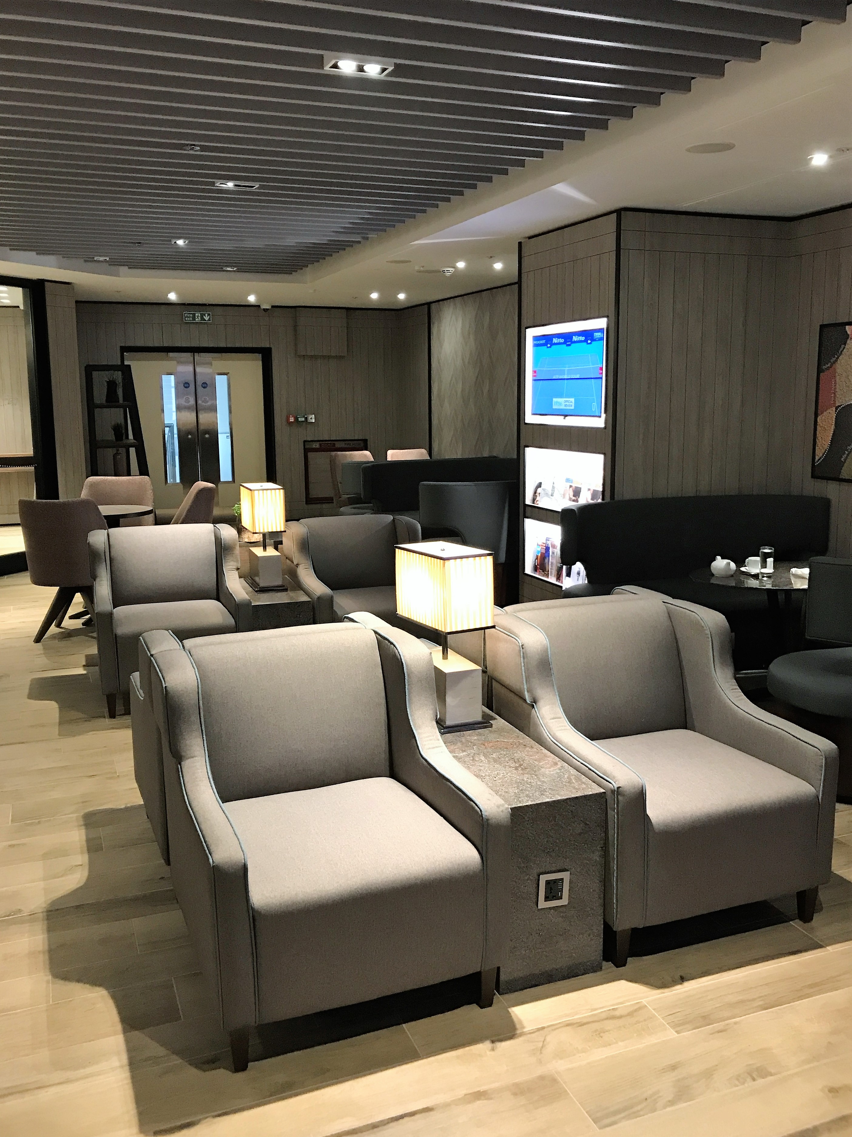 Plaza Premium arrivals lounge Heathrow Terminal 4 review