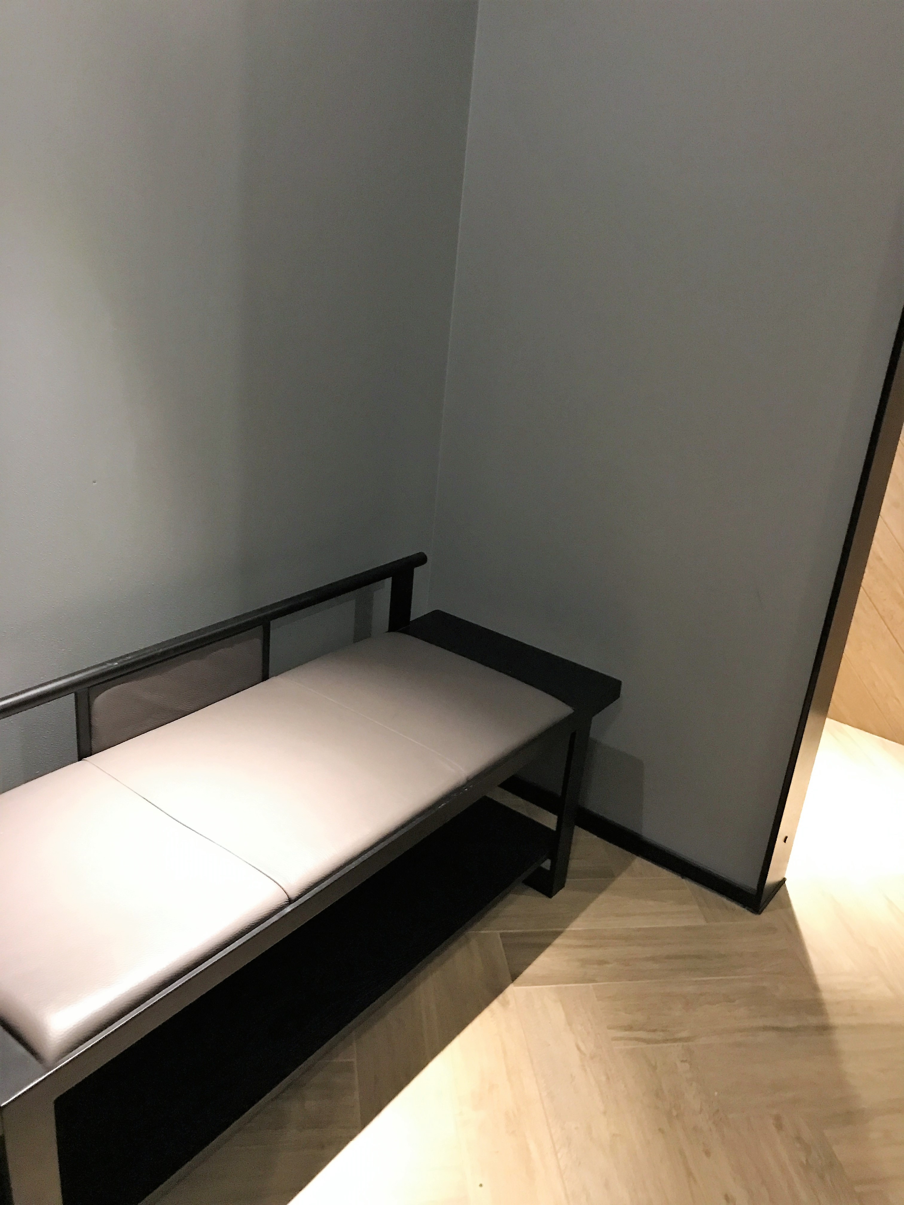 Plaza Premium arrivals lounge Heathrow Terminal 4 review