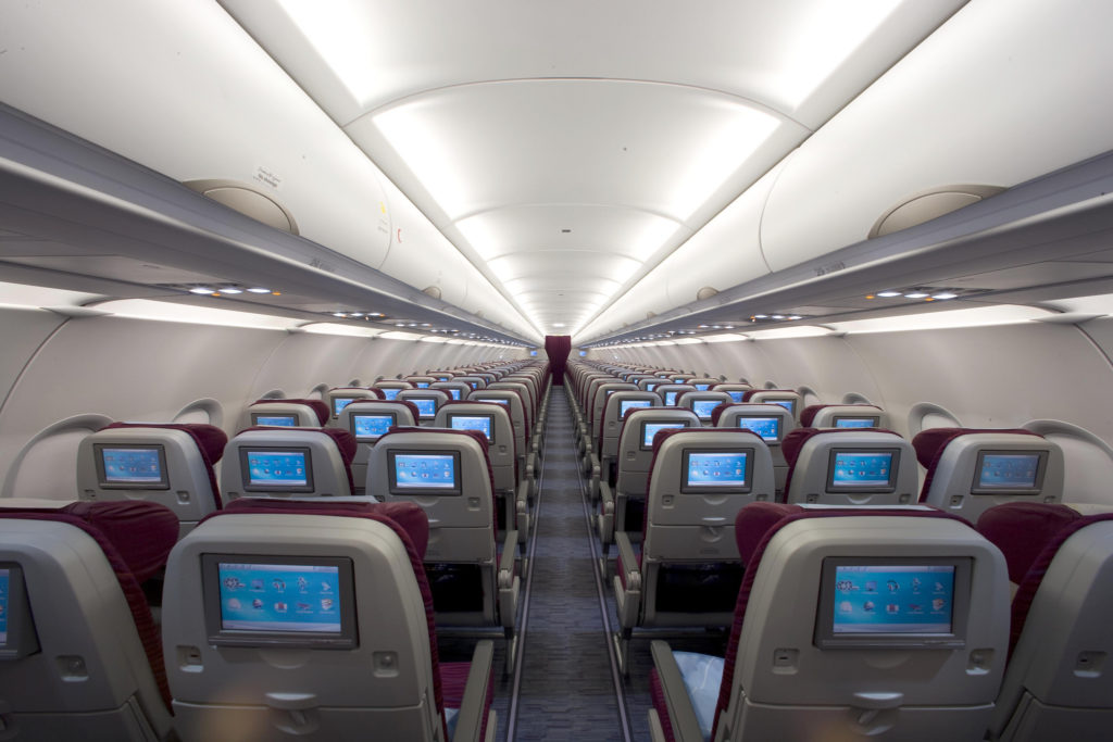 Qatar A320 economy