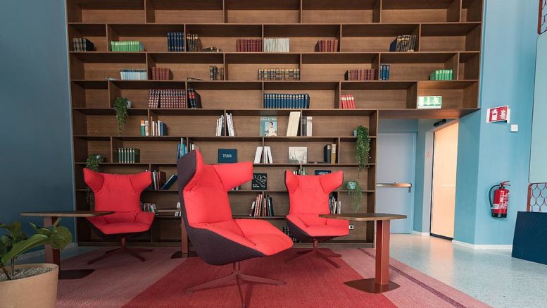 News Ba Adds More Lounges To Its Network Turning Left For Less