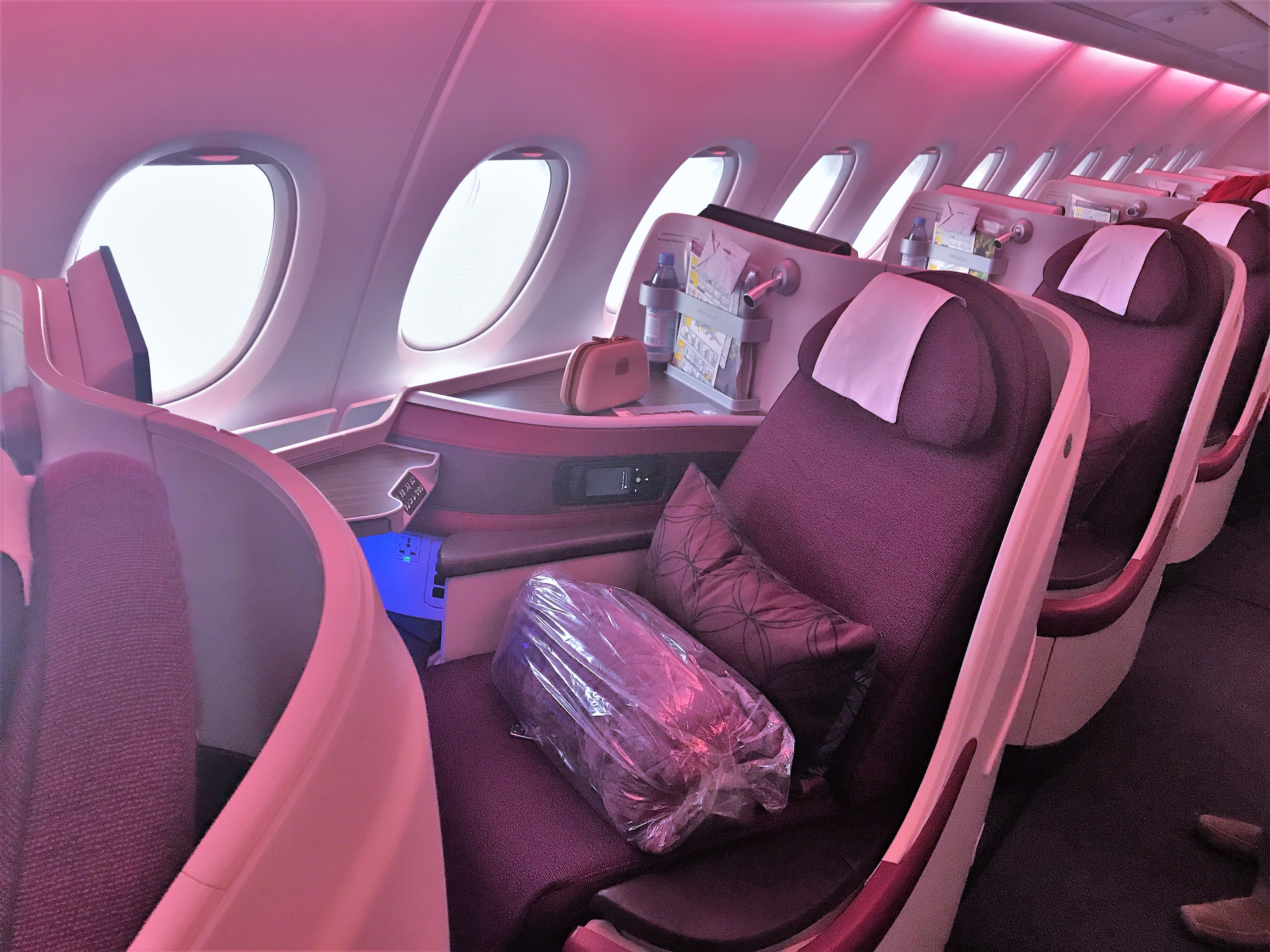 Qatar Airways A380 business class review seat