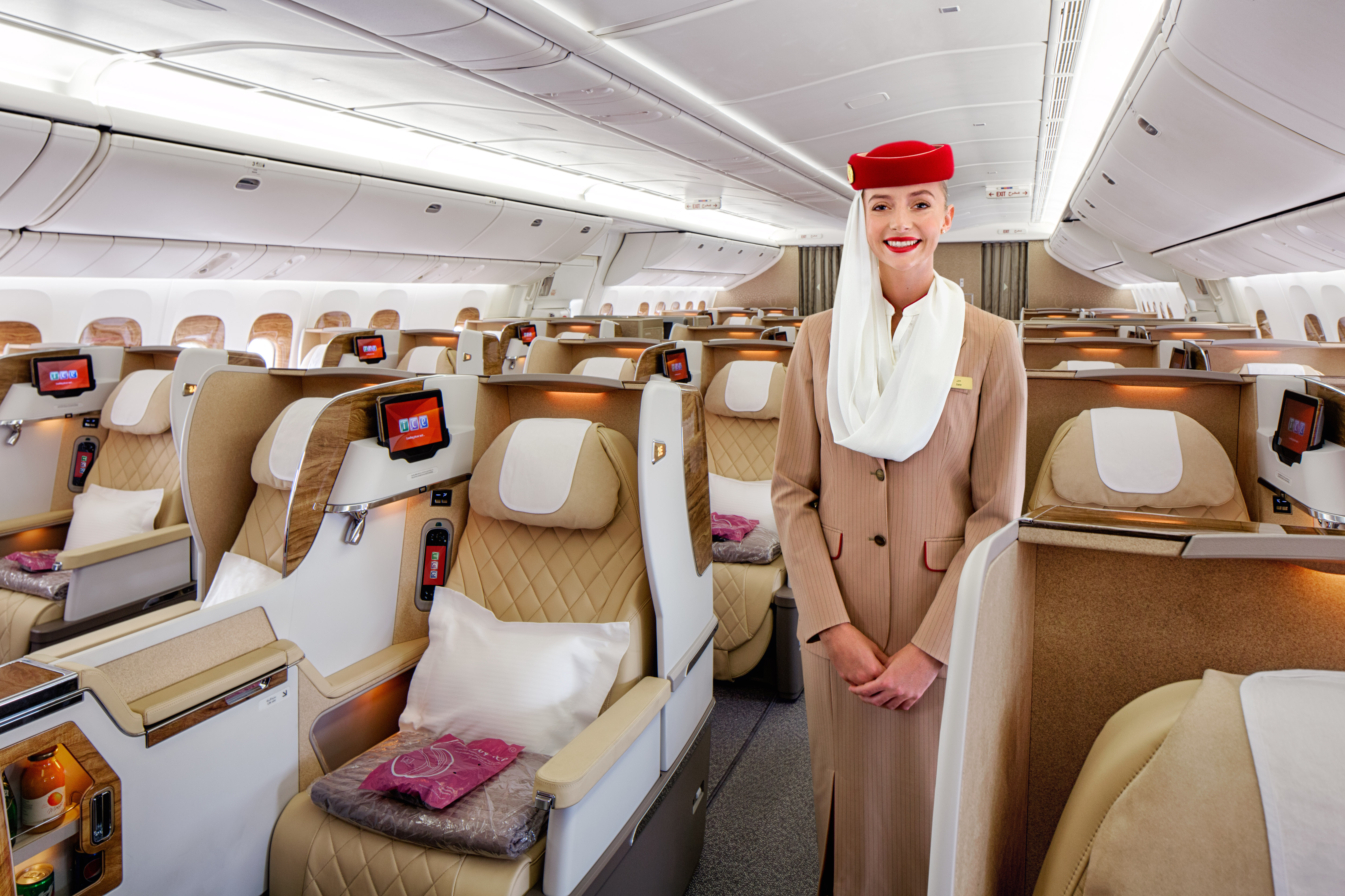 Emirates B777 business class