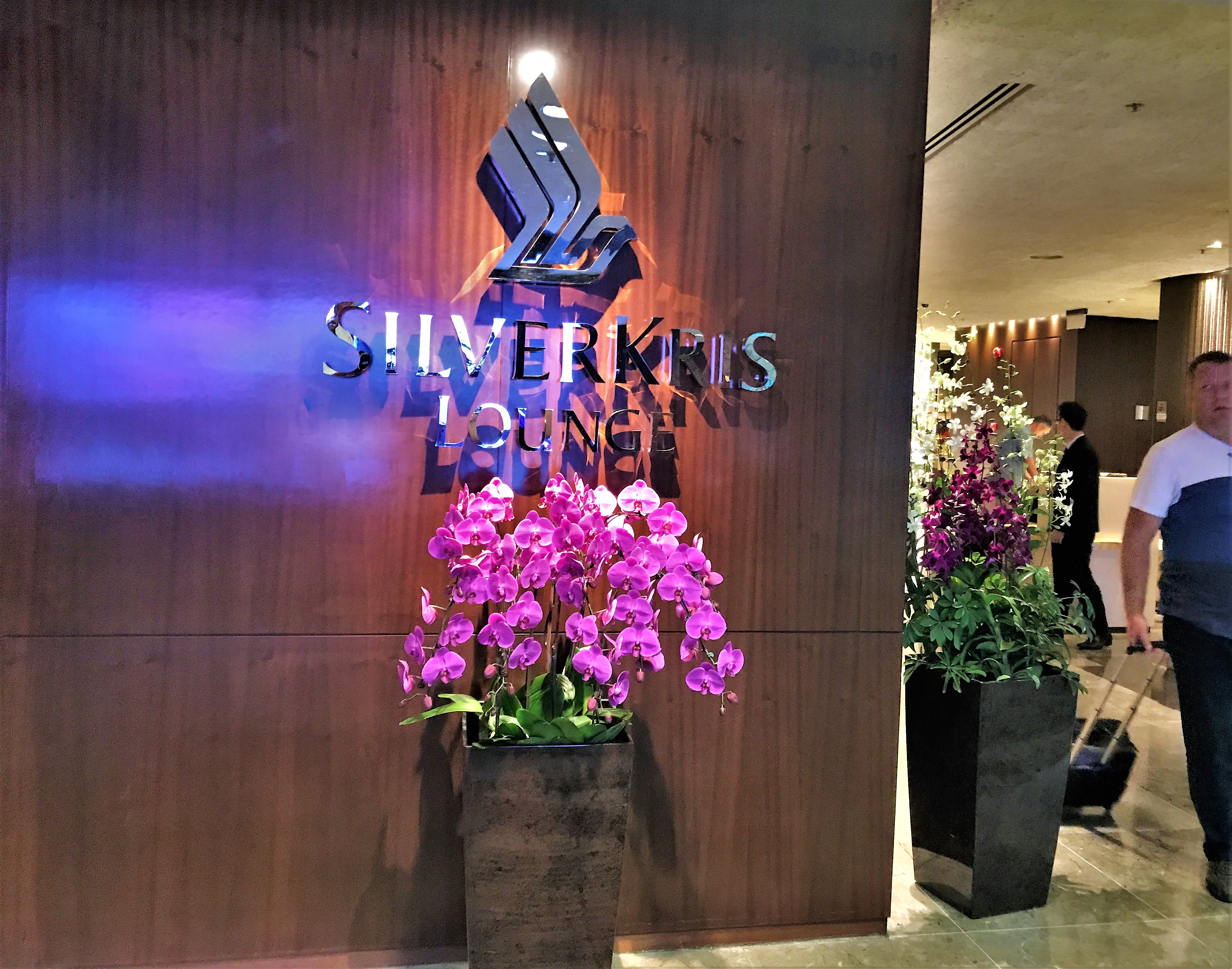 Singapore Airlines A380 business class review silverkris lounge