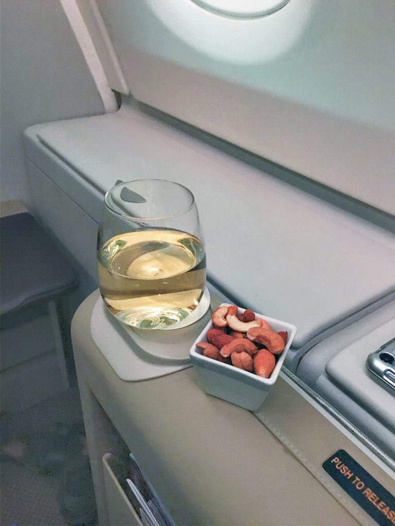 Singapore Airlines A380 business class review silverkris lounge