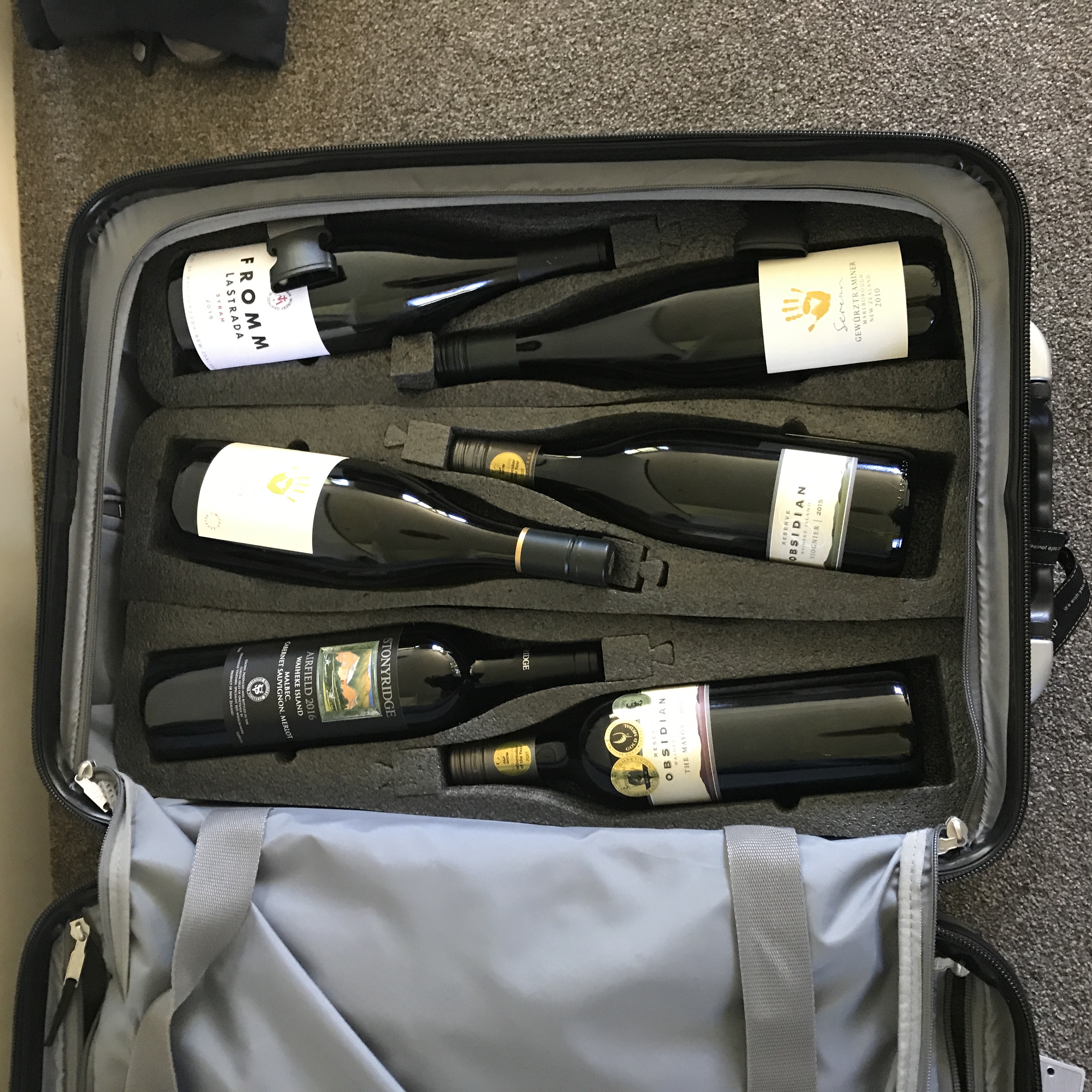 VinGardeValise wine suitcase review