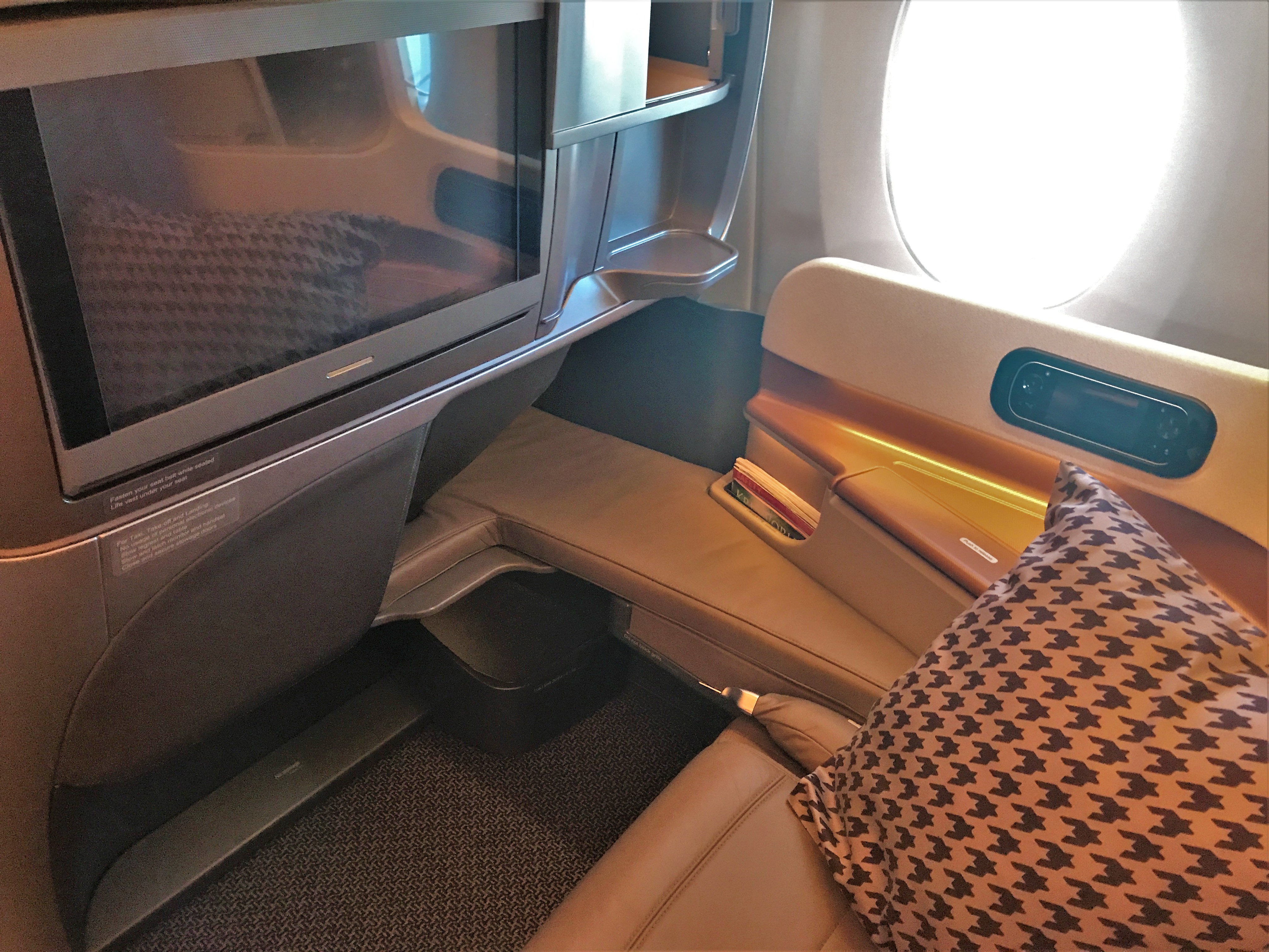 Singapore airlines A350 business class review stockholm