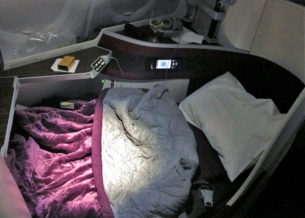 Qatar A380 business class review - Doha to London night flight