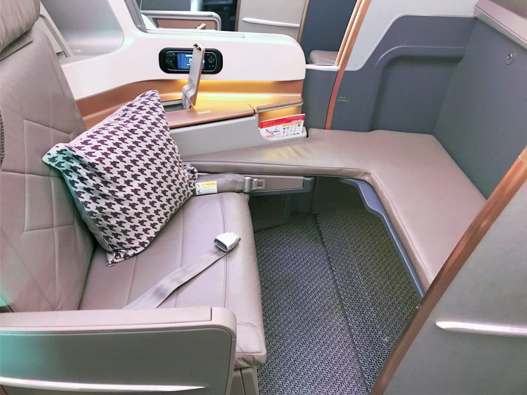 Singapore airlines A350 business class review stockholm