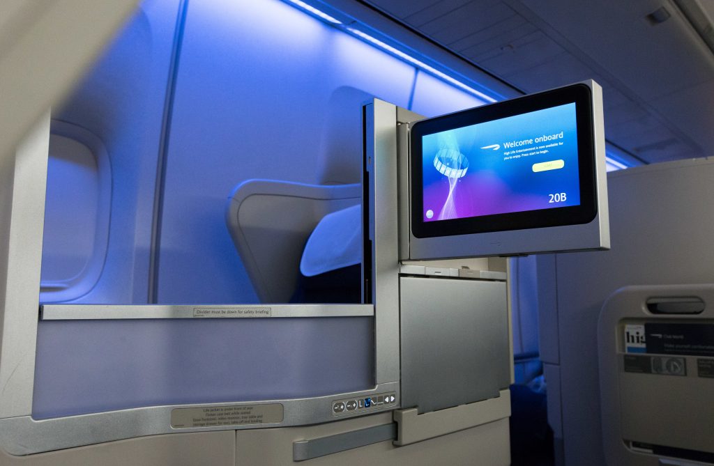 BA Gatwick new B777 club world seat with bedding