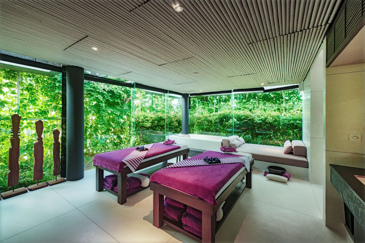 Naman Retreat DaNang review therapy room pure spa