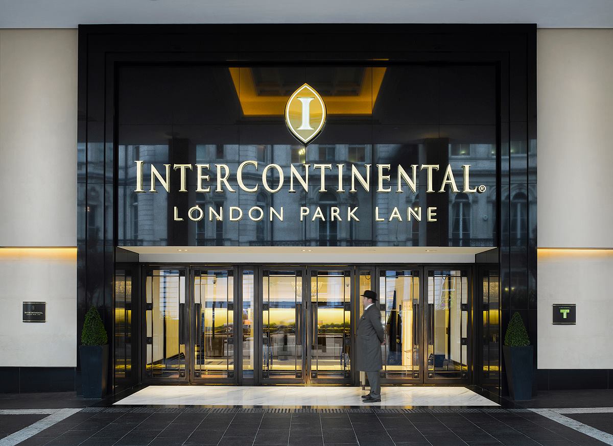 Intercontinental London Park Lane review entrance