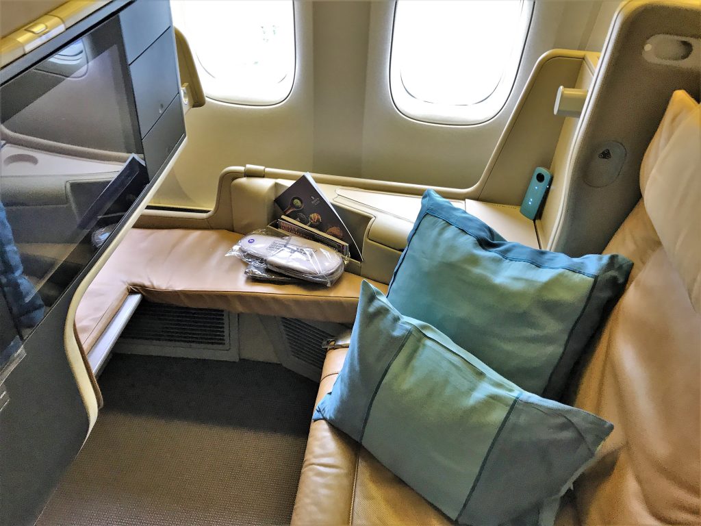 Singapore Airlines B777 business class review