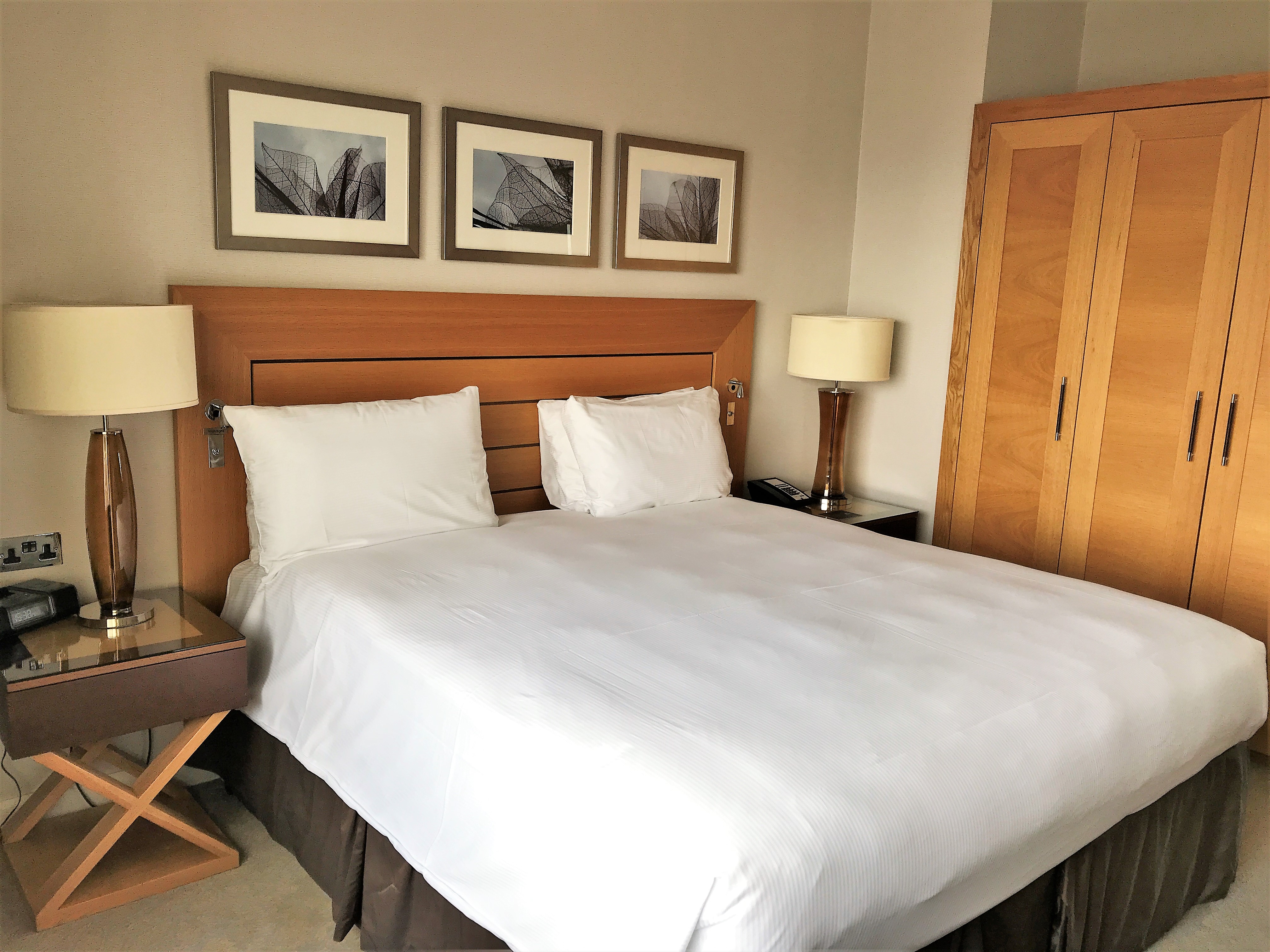 London Hilton on Park Lane review executive room bed