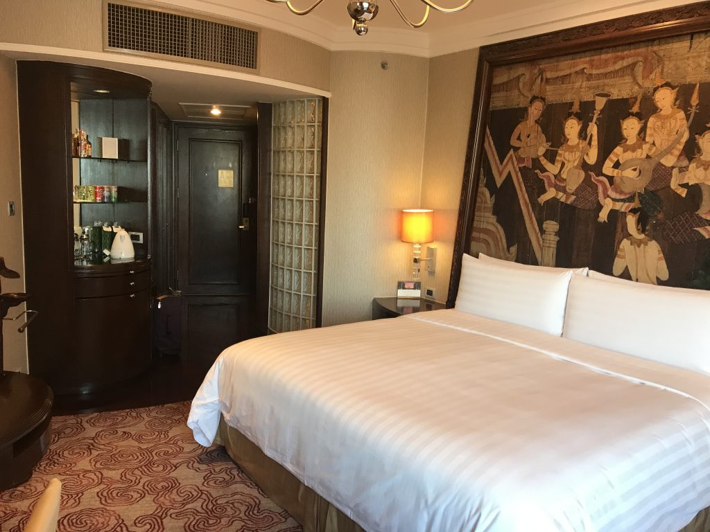 Shangri-La Hotel Bangkok review