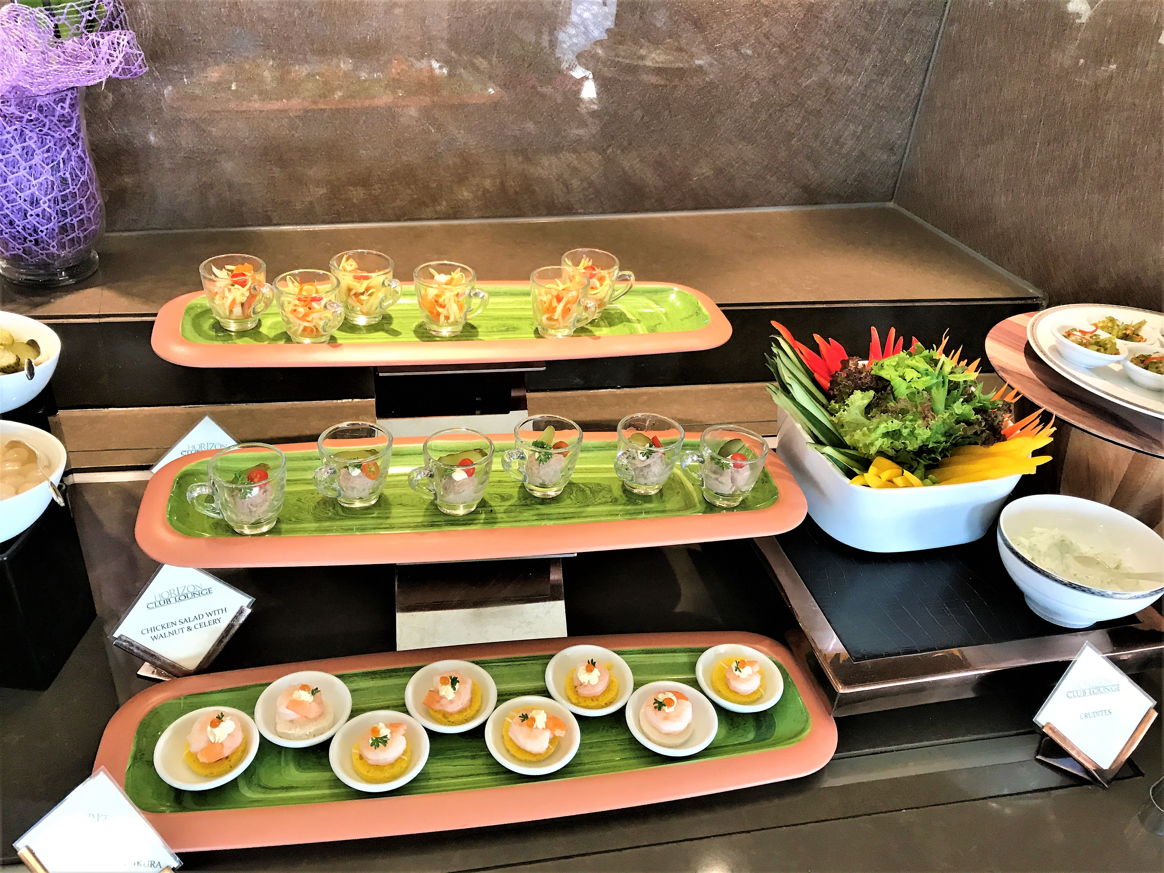 Shangri-La Hotel Bangkok review canapes