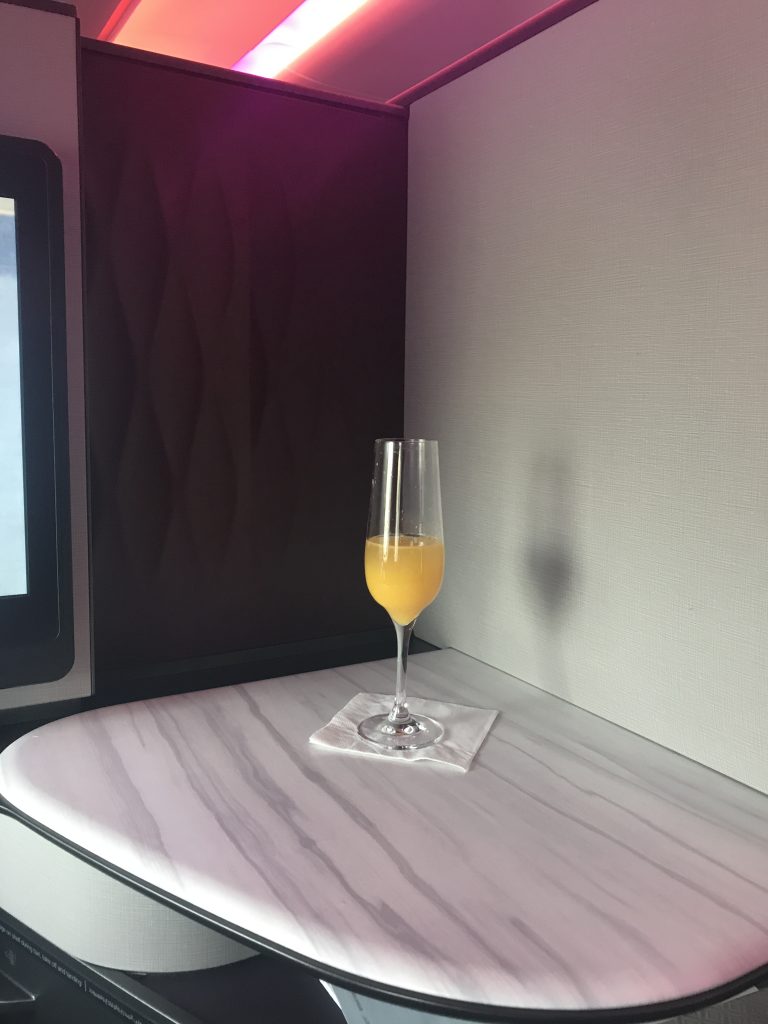 Qatar Airways QSuites A350-900 business class review