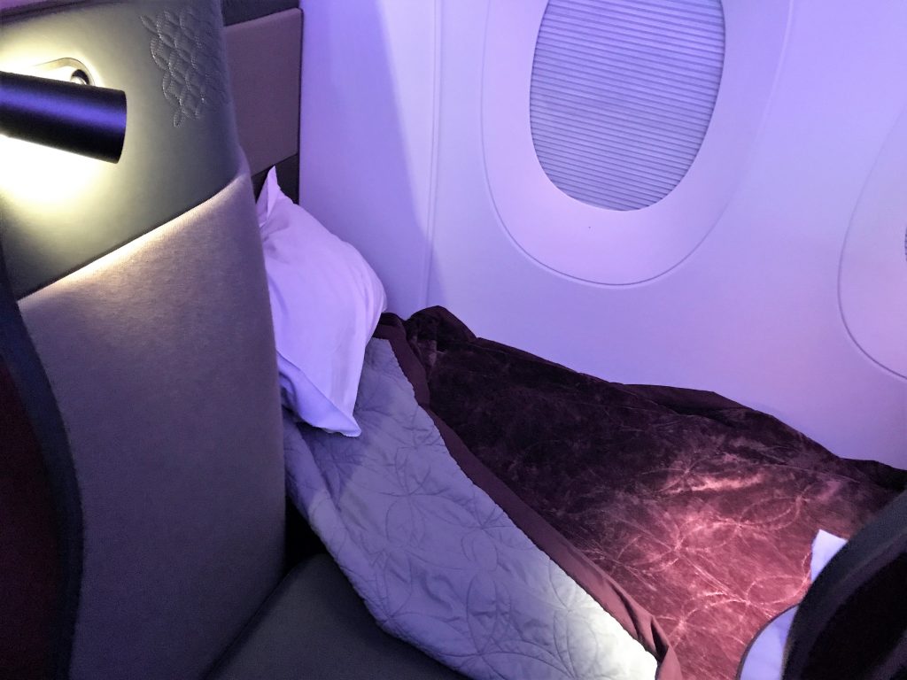 Qatar Airways QSuites A350-900 business class review