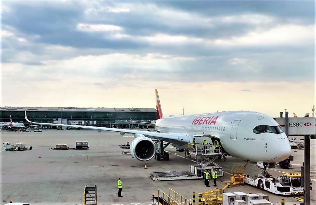 Iberia A350-900 London business class review