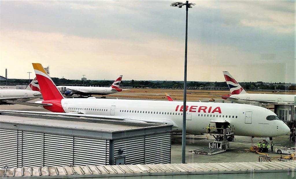 Iberia A350-900 business class review