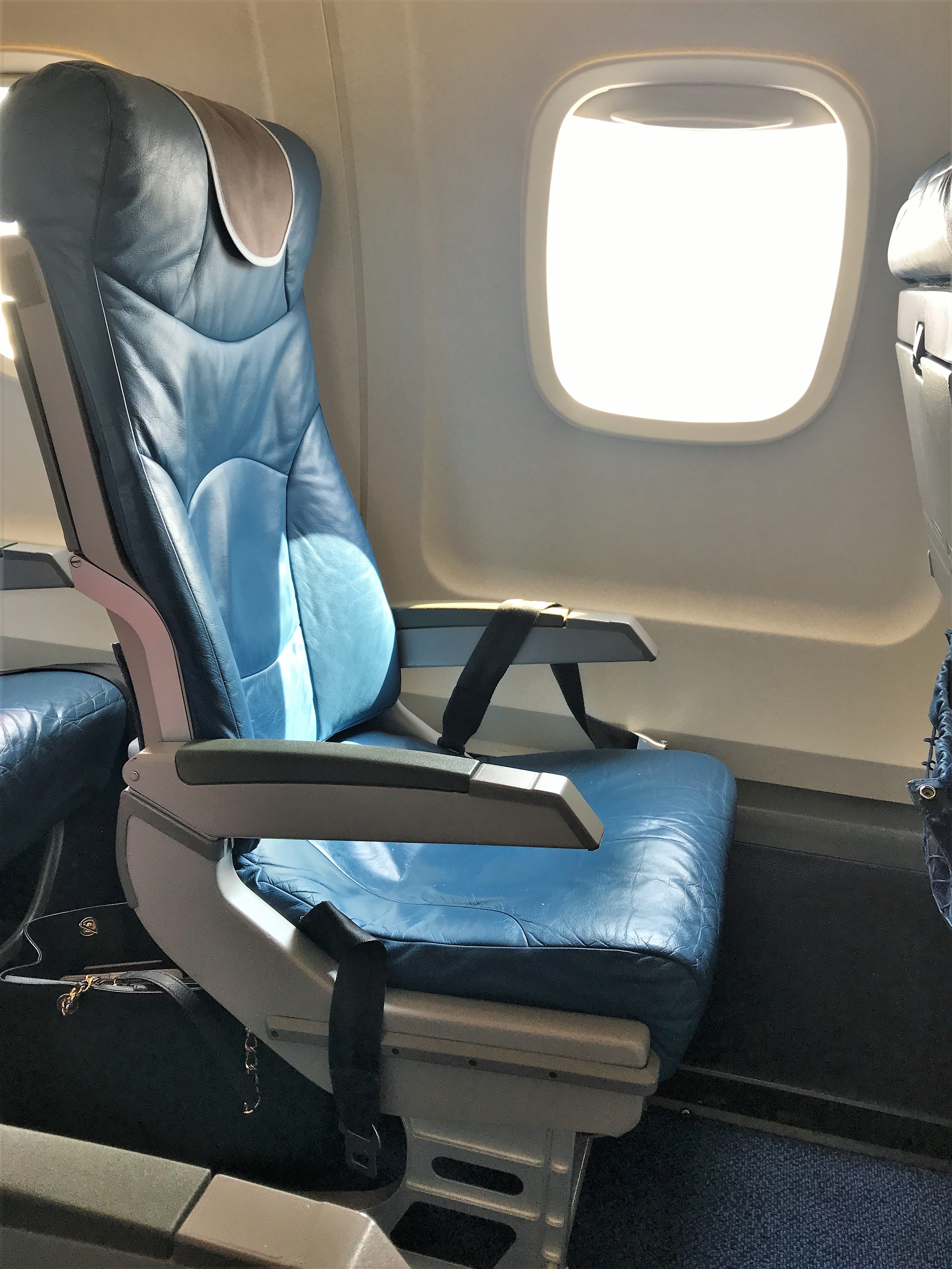 Flybmi E145 Flight Review Bristol Aspire Lounge Review