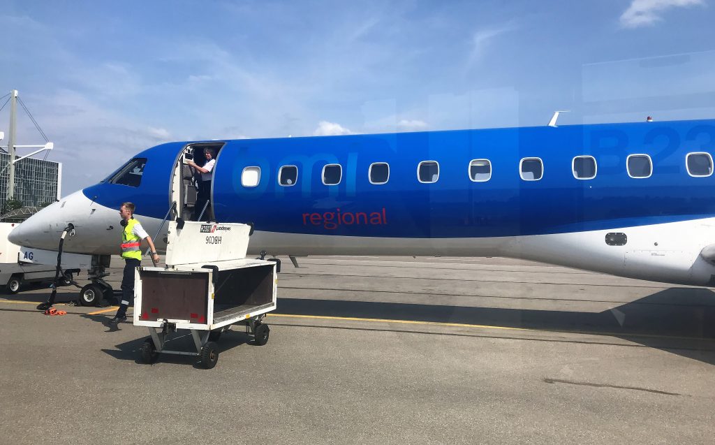 FlyBMI E145 review