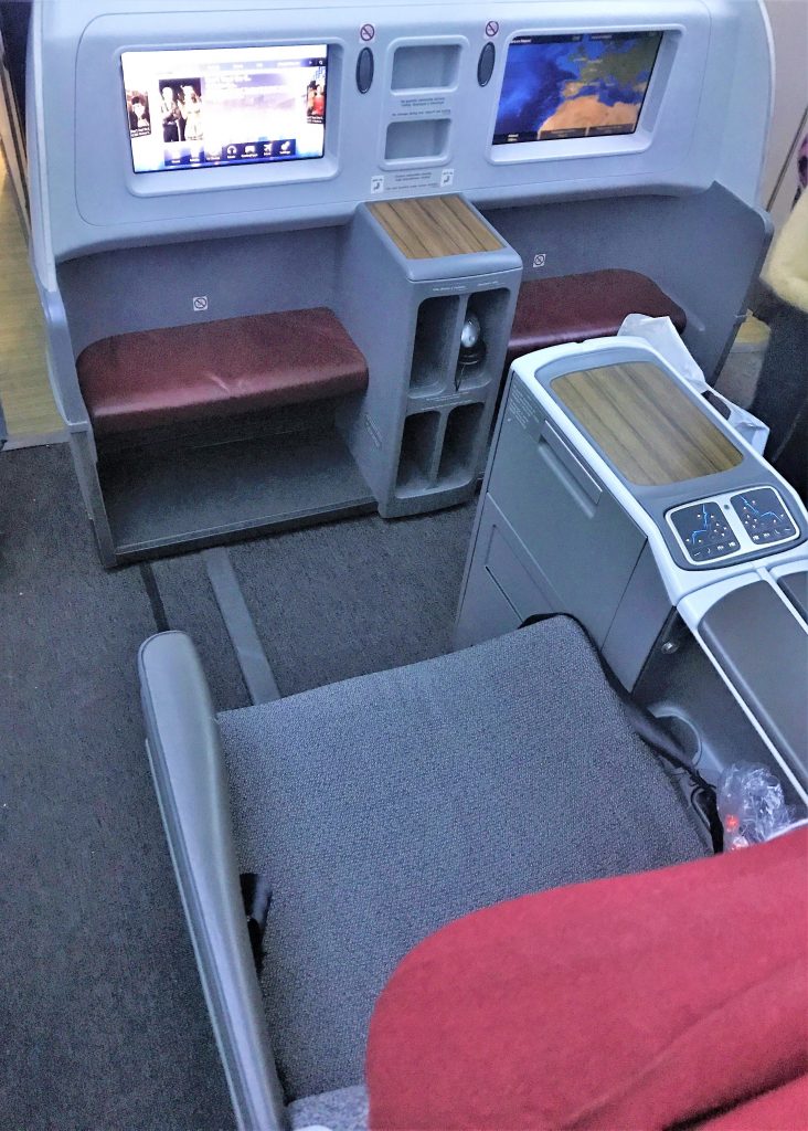 LATAM B787 business class review - Frankfurt to Madrid