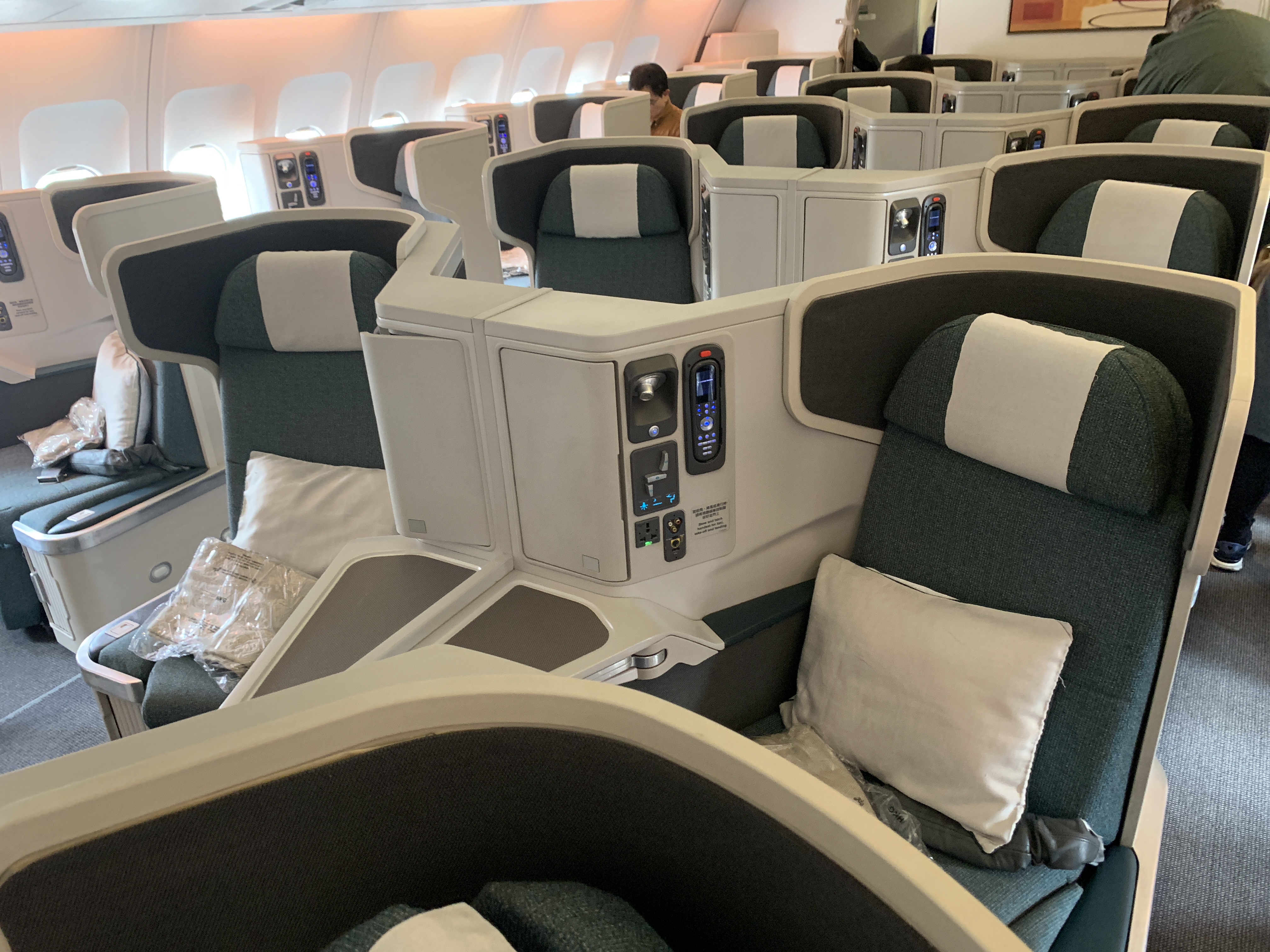 Cathay Pacific Business Class Review Cp A330 Business Class