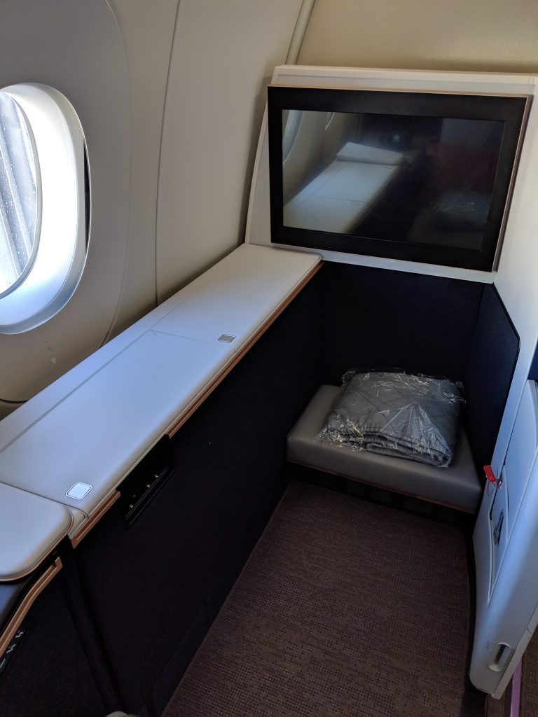 Malaysia Airlines A350 London – Kuala Lumpur First Class review first suite